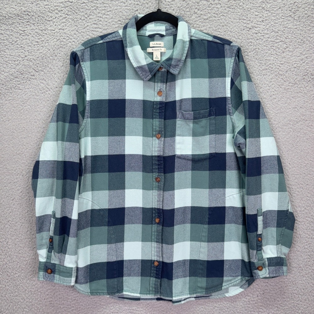 LL Bean Top Womens L Teal Navy Plaid Relaxed Fit Flannel Shirt Cotton Country - Picture 2 of 12